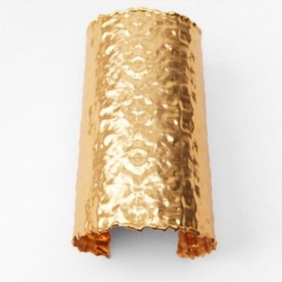 NWOT Zara Hammered metal gold cuff bracelet - Picture 4 of 5